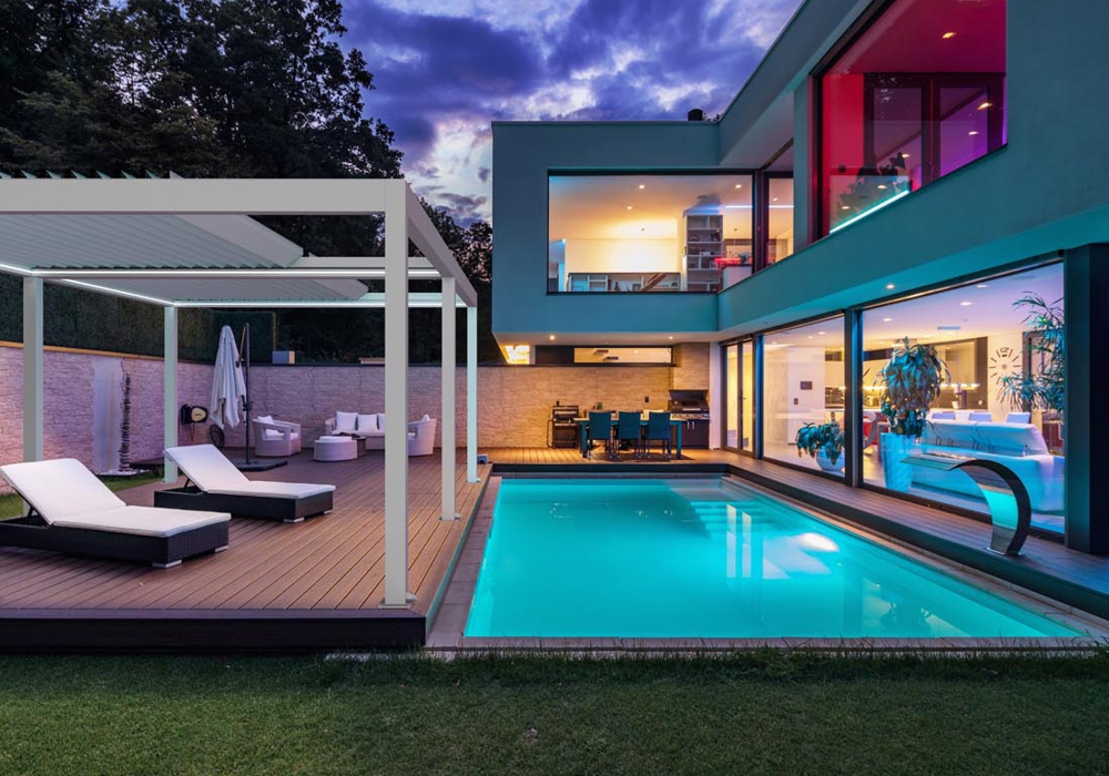 Feature prestige 2.jpg